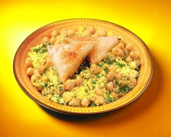 Couscous aux pois chiches samoussa